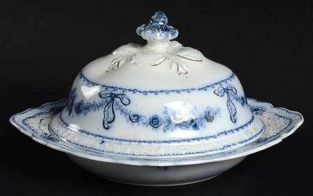 Glenwood (Flow Blue, No Gold Trim) Round Covered Butter
