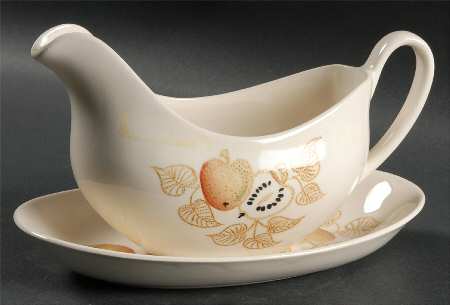 Golden Apples Gravy Boat & Underplate/Relish