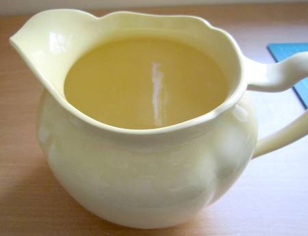 Goldendawn 32 Oz Jug