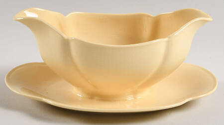 Goldendawn Gravy Boat with Attached Underplate