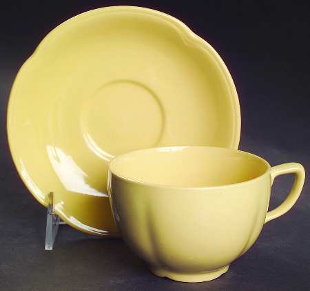 Goldendawn Flat Cup & Saucer Set