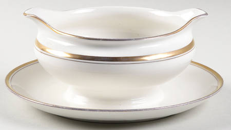 Goldein Gravy Boat with Attached Underplate