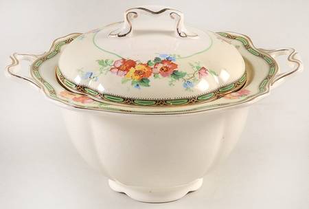 The Grafton Sugar Bowl & Lid