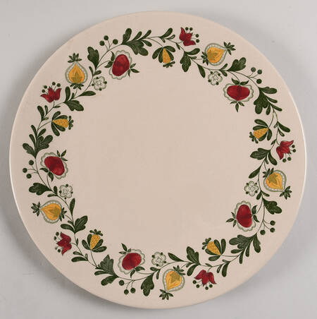 Gretchen Green 12" Chop Plate (Round Platter)