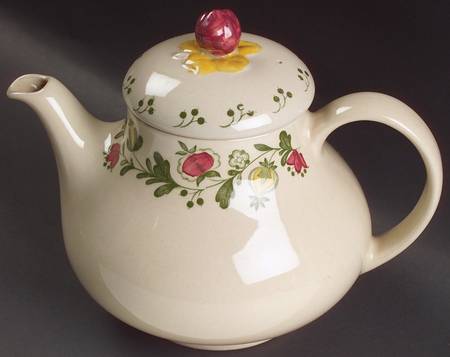 Gretchen Green Teapot & Lid