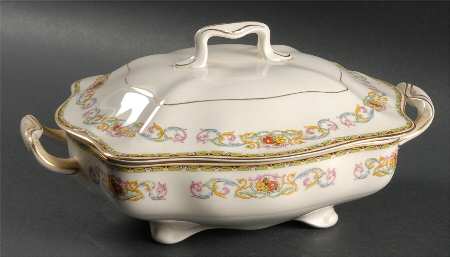 Guernsey Oval Covered Vegetable