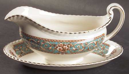 Hampton Gravy Boat & Underplate/Relish