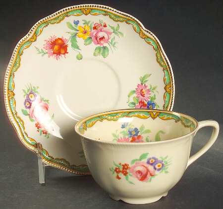 Hanford Flat Cup & Saucer Set