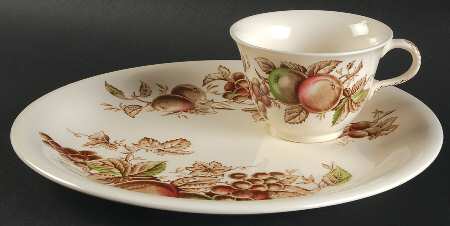 Harvest Time Brown Multicolor Snack Plate & Cup Set