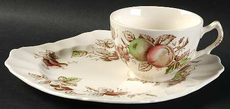Harvest Time Brown Multicolor Snack Plate & Cup Set
