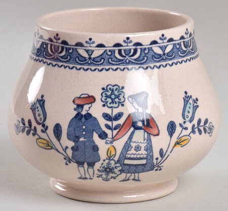 Hearts & Flowers Smooth Sugar Bowl No Lid