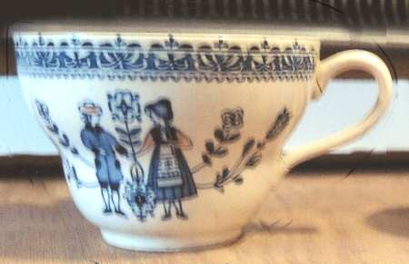 Hearts & Flowers Smooth Oversized Cup