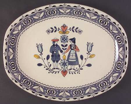 Hearts & Flowers Smooth 14" Oval Serving Platter