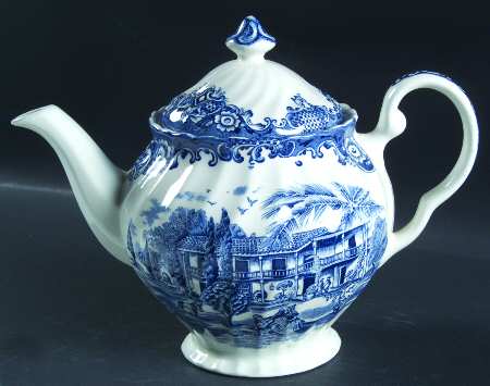Heritage Hall Blue Teapot & Lid