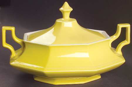 Heritage Yellow Oval Covered Vegetable