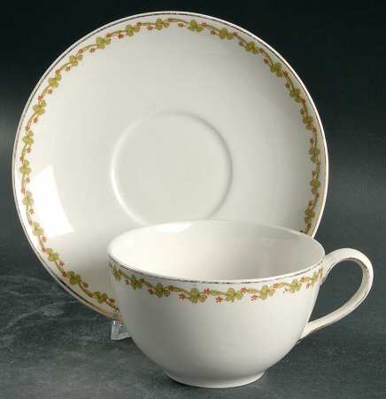 Hevella Flat Cup & Saucer Set