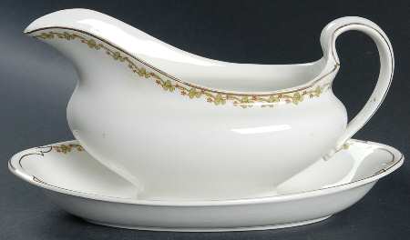 Hevella Gravy Boat & Underplate/Relish