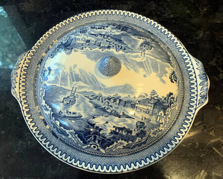 Historic America Blue Round Covered Vegetable