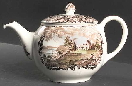 Historic America Brown Multicolor Teapot & Lid