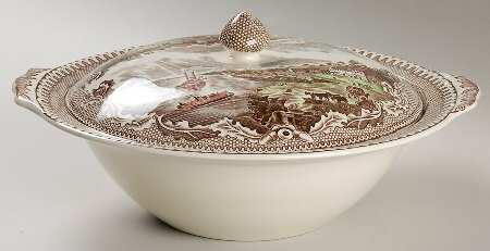 Historic America Brown Multicolor Round Covered Vegetable