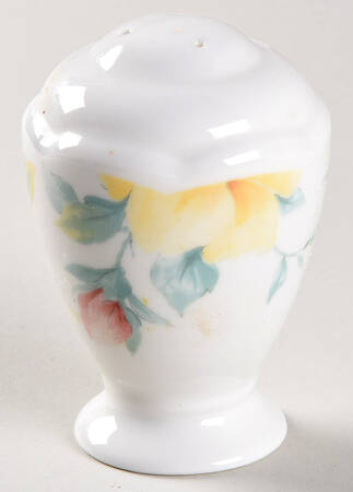 Hyde Park (Scalloped) Pepper Shaker