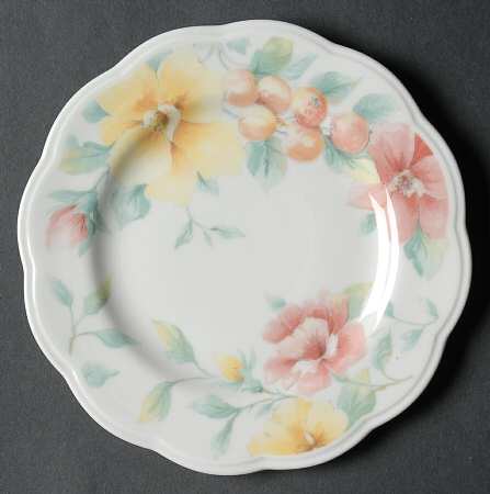 Hyde Park (Scalloped) Bread & Butter Plate