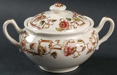 Inverness Sugar Bowl & Lid
