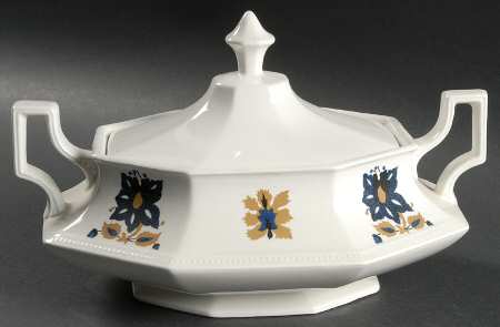 Jacobean Oval Covered Vegetable