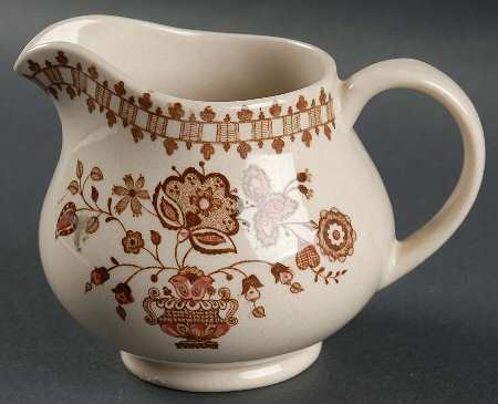 Jamestown Brown Creamer