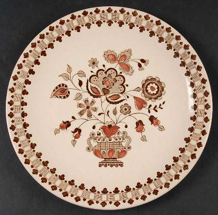 Jamestown Brown Luncheon Plate