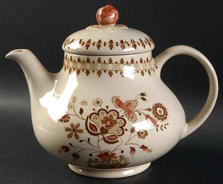 Jamestown Brown Teapot & Lid