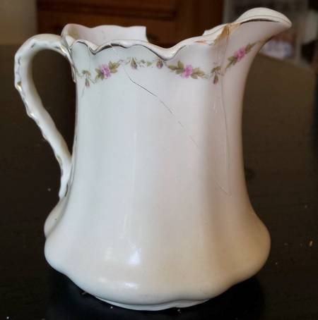 JB106 Creamer
