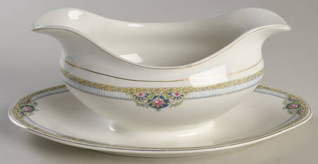 JB126 Gravy Boat with Attached Underplate