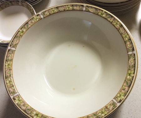 JB134 9" Round Vegetable Bowl
