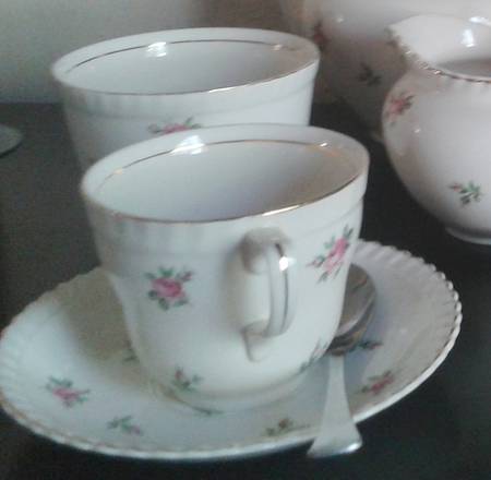 JB136 Flat Cup & Saucer Set