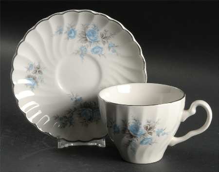 JB139 Flat Cup & Saucer Set