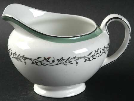 JB142 Creamer