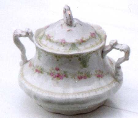 JB147 Sugar Bowl & Lid