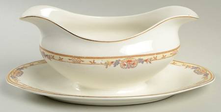 JB16 Gravy Boat with Attached Underplate