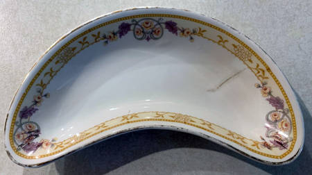 JB16 Bone Dish
