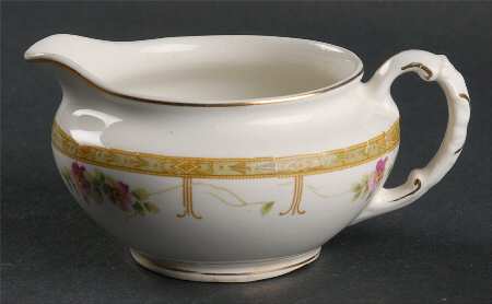 JB167 Creamer