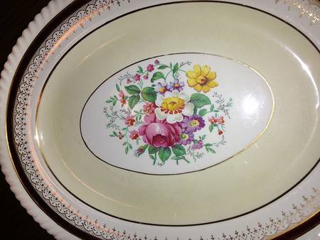 JB169 12" Oval Serving Platter
