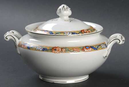JB17 Sugar Bowl & Lid