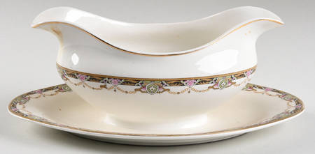 JB183 Gravy Boat with Attached Underplate