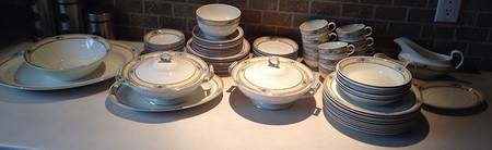 Biltmore 16" Oval Serving Platter