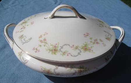 JB195 Round Covered Vegetable