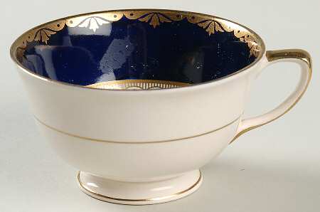 JB20 Footed Cup