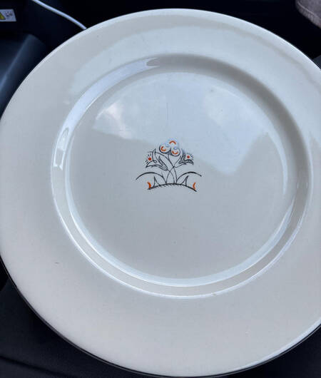 JB204 Dinner Plate