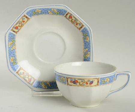 JB206 Flat Cup & Saucer Set