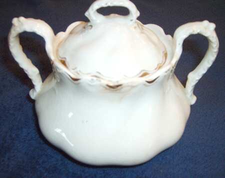 JB209 Sugar Bowl & Lid